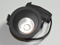 The LED ceiling spots can be quickly wired together and inst
