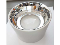 With 40 watts of power and high-quality SAMSUNG® LEDs, t