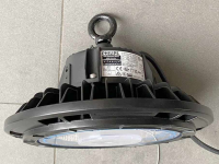 Diese 200W LED Hallenleuchten mit Reflektor bieten wir als a