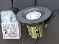 Premium LED Spot dimmbar 2700K  rund 90mm schwenkbar IP20 Sc