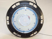 Der LED-Innenstrahler ist mit LEDs in Philips® SMD-Quali