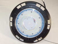 Robuster LED Hallenstrahler mit Philips  LEDs und Mean Well 