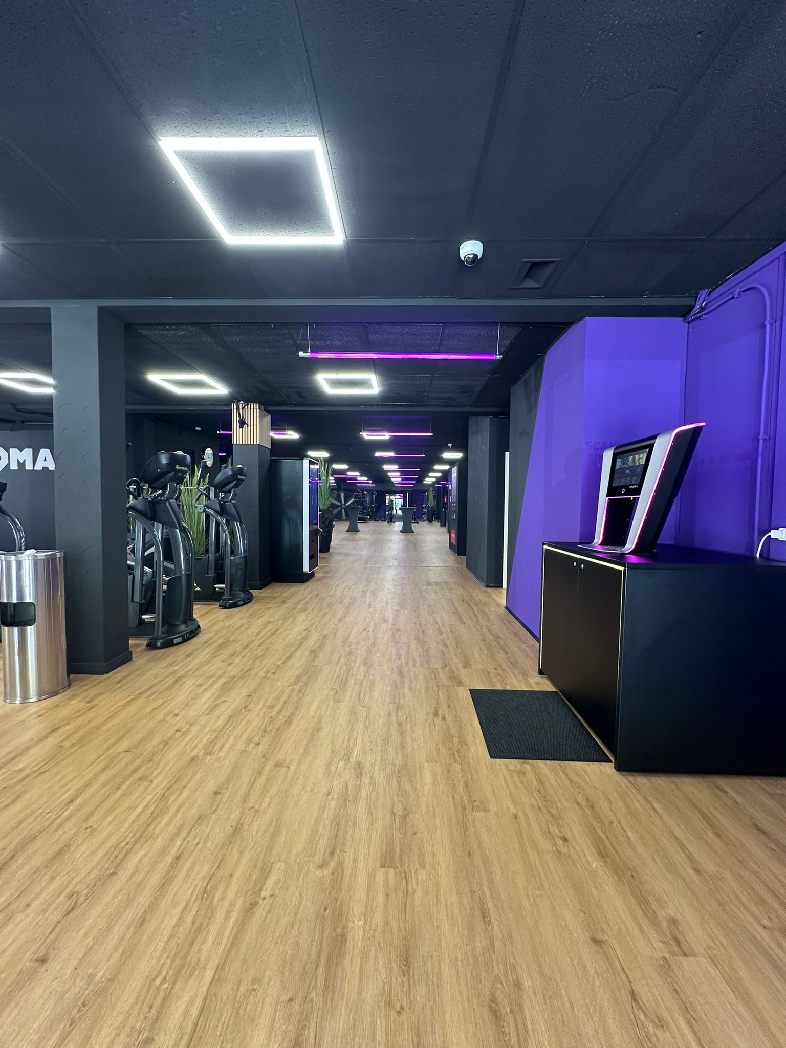 Fitness studio lighting concept – equipment area
